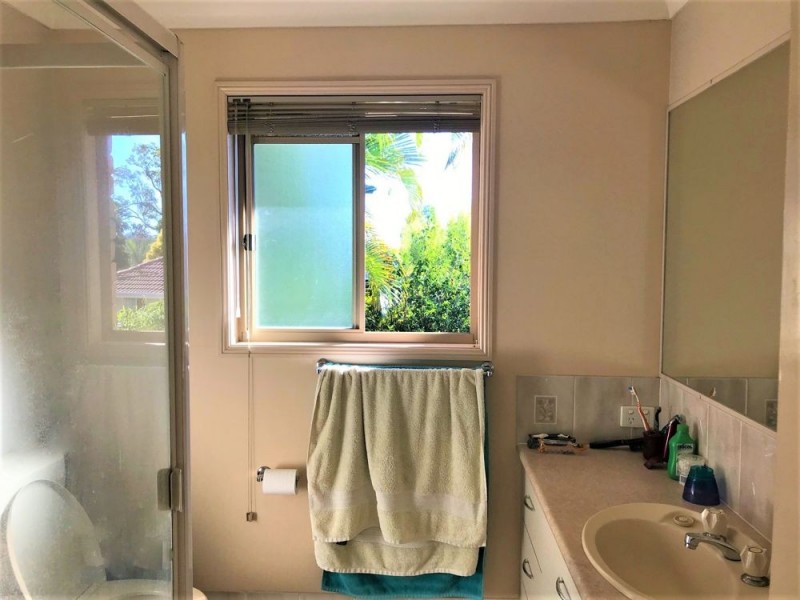 6 Axel Place, Sinnamon Park QLD 4073
