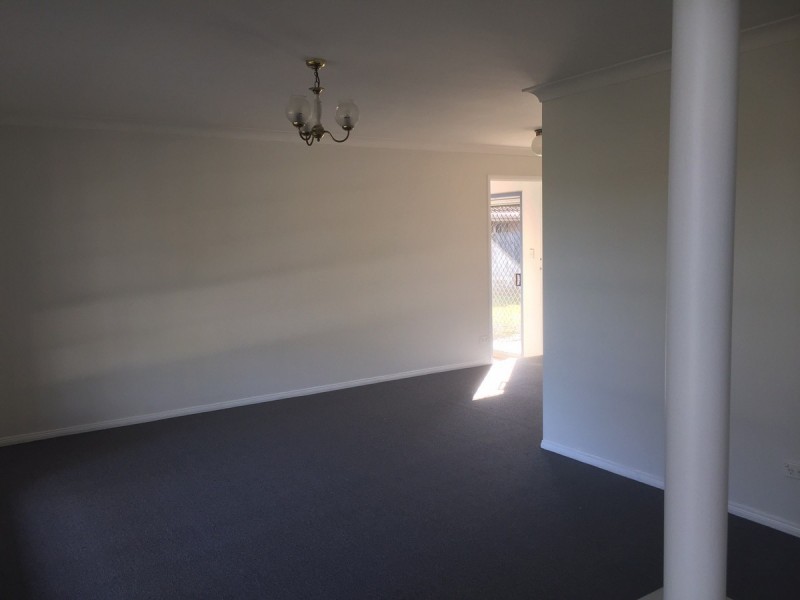 494 Westlake Drive, Riverhills QLD 4074