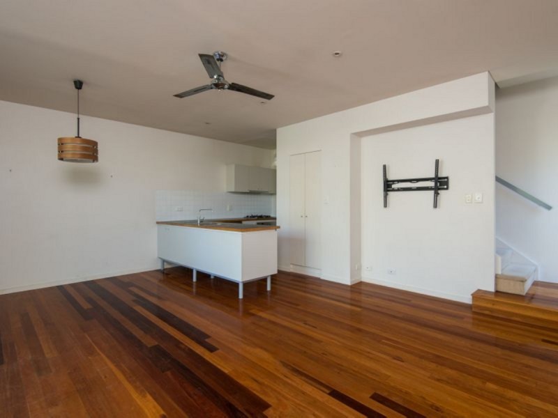 2/87 Sherwood Road, Toowong QLD 4066