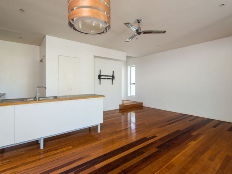 2/87 Sherwood Road, Toowong QLD 4066