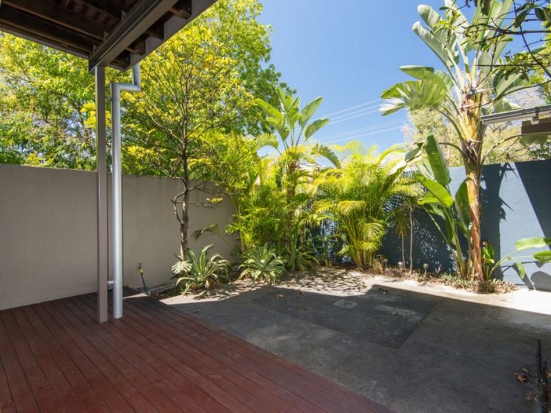 2/87 Sherwood Road, Toowong QLD 4066