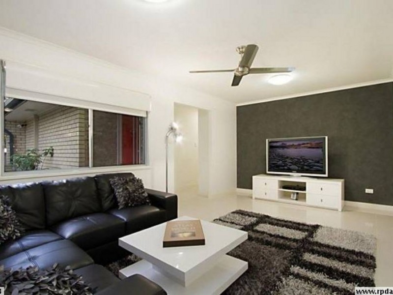 20 Woggle Street, Jamboree Heights QLD 4074