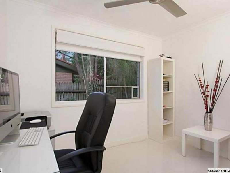 20 Woggle Street, Jamboree Heights QLD 4074