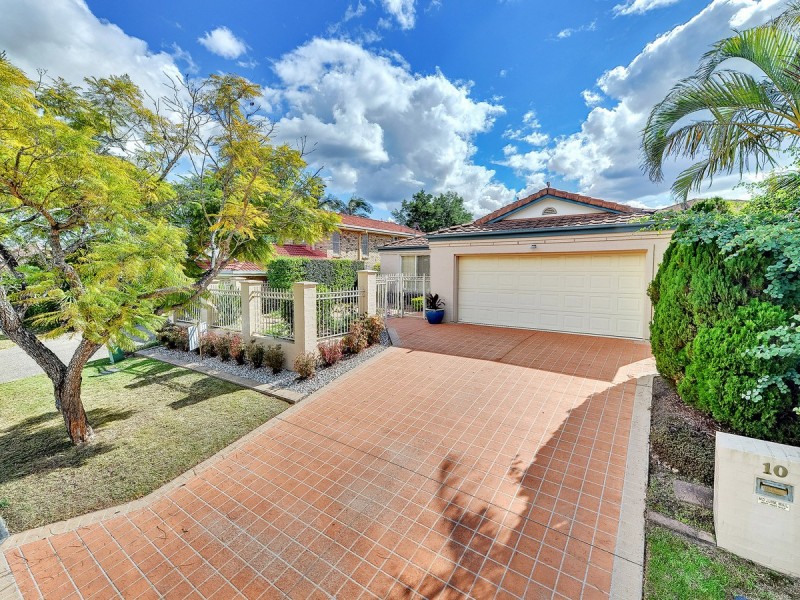 10 Doran Close, Westlake QLD 4074