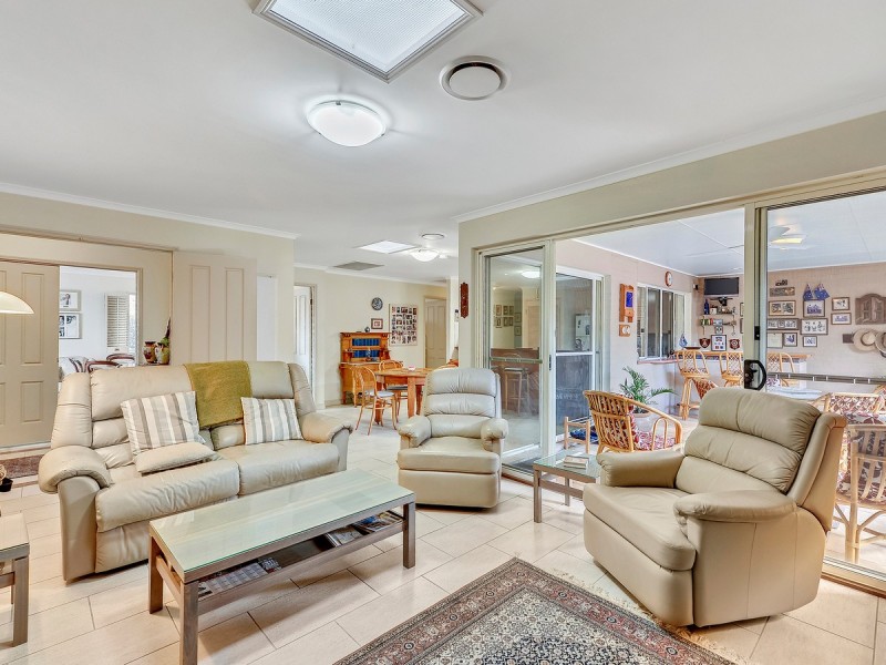 10 Doran Close, Westlake QLD 4074