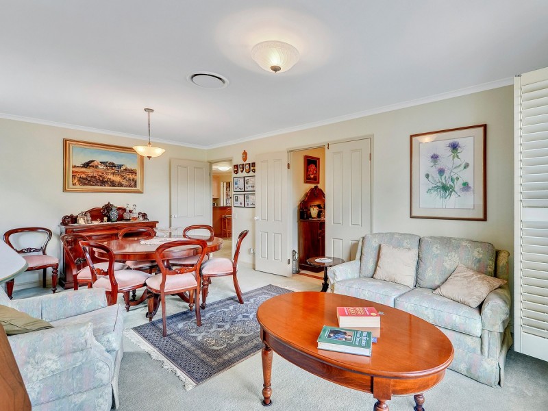 10 Doran Close, Westlake QLD 4074