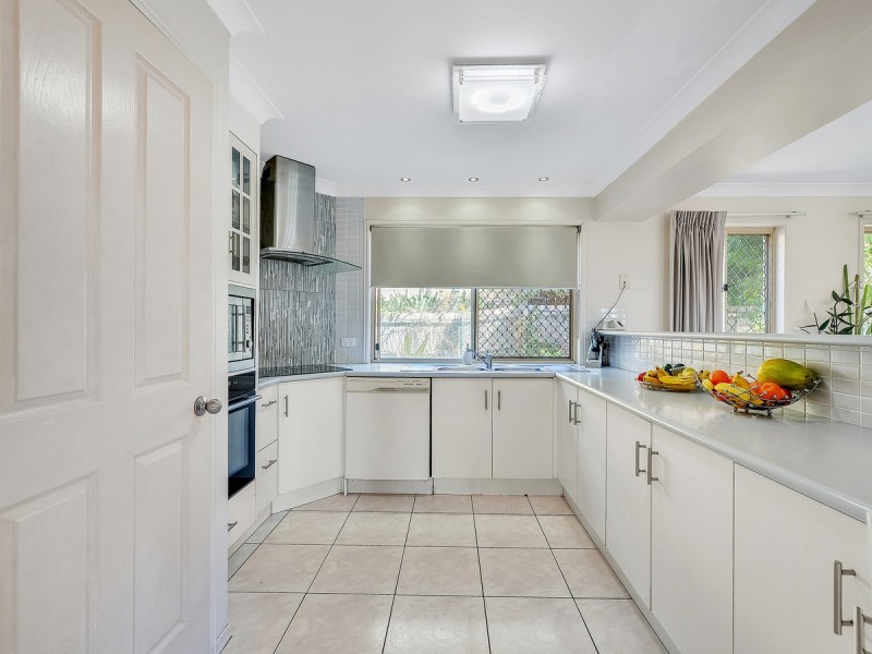 1 Kakadu Close, Riverhills QLD 4074