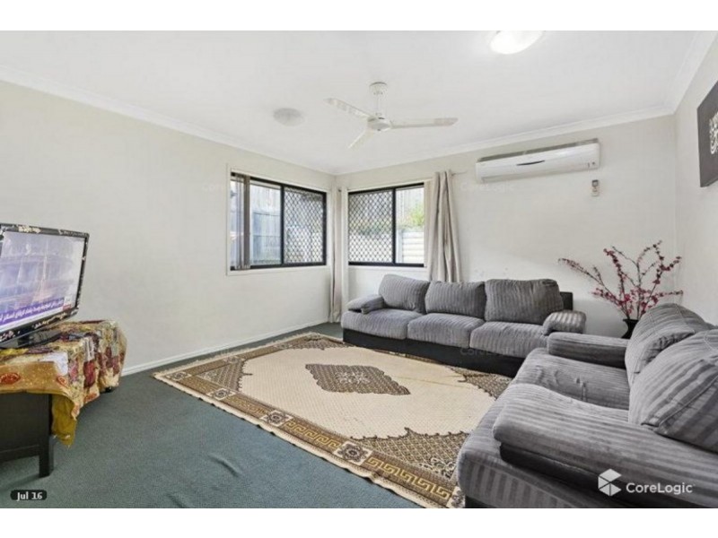 24 Sunningdale Street, Oxley QLD 4075