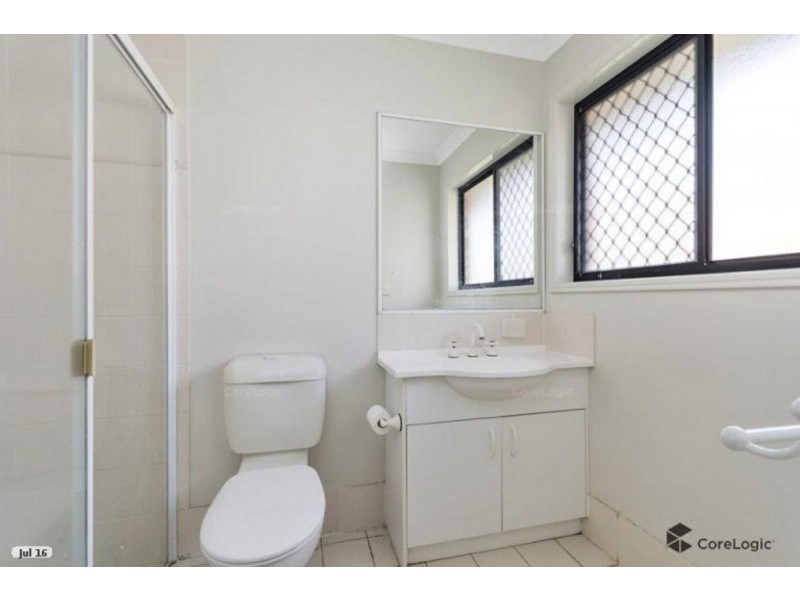 24 Sunningdale Street, Oxley QLD 4075