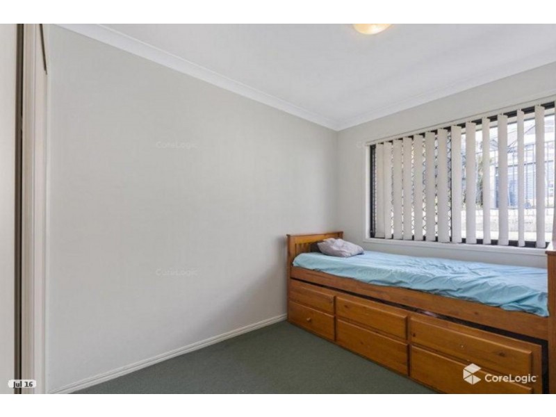 24 Sunningdale Street, Oxley QLD 4075