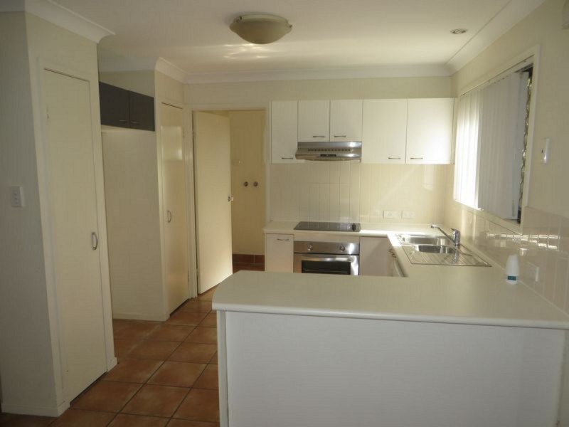 17 Owen Stanley Place, Darra QLD 4076