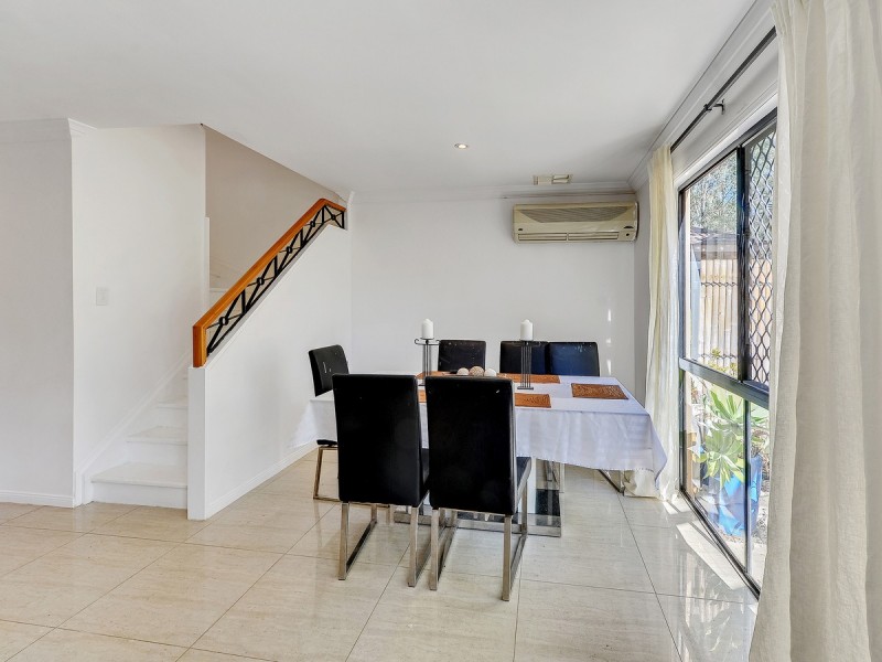 25/105 Oldfield Road, Sinnamon Park QLD 4073
