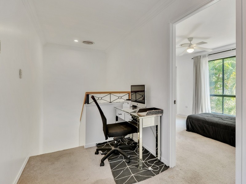 25/105 Oldfield Road, Sinnamon Park QLD 4073