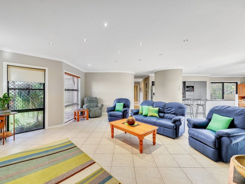 80 Sinnamon Road, Sinnamon Park QLD 4073