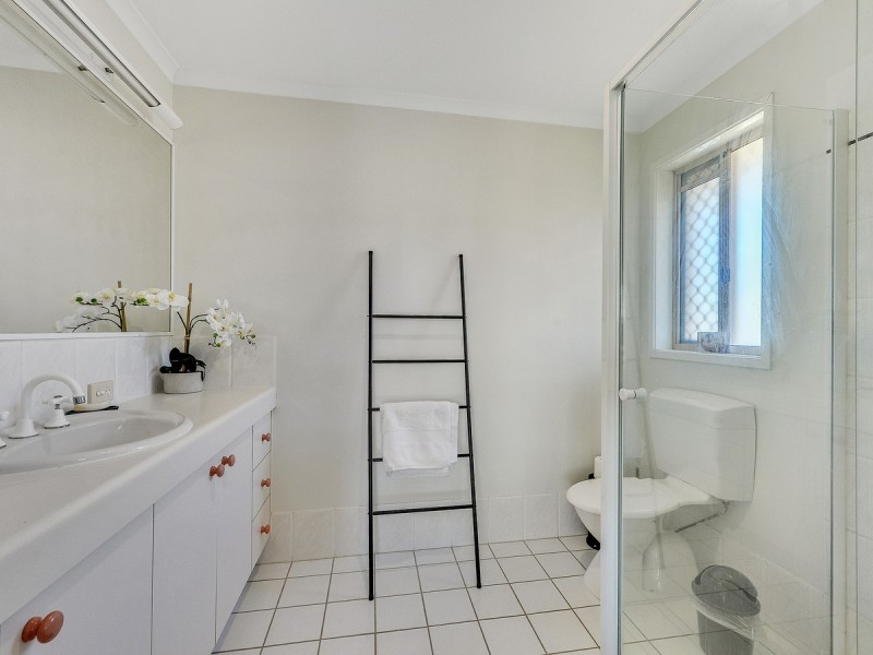 35 Kosciusko Street, Middle Park QLD 4074