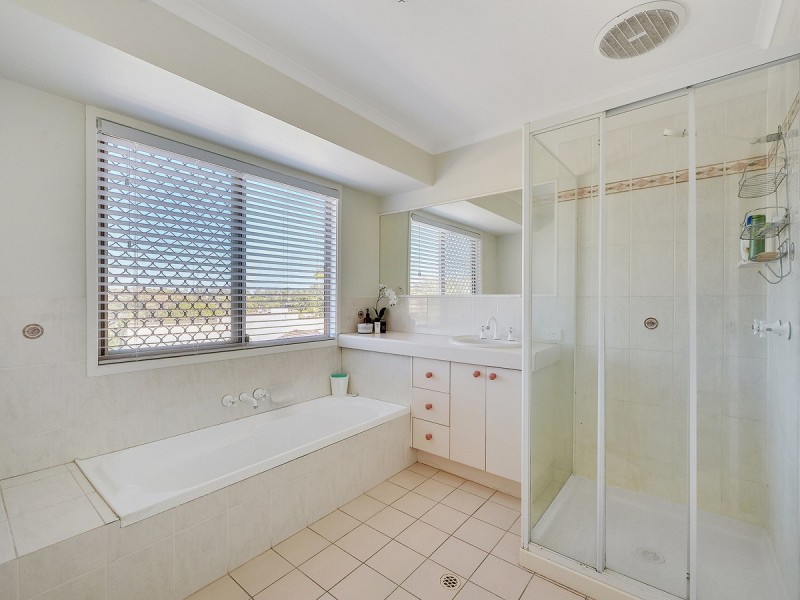 35 Kosciusko Street, Middle Park QLD 4074