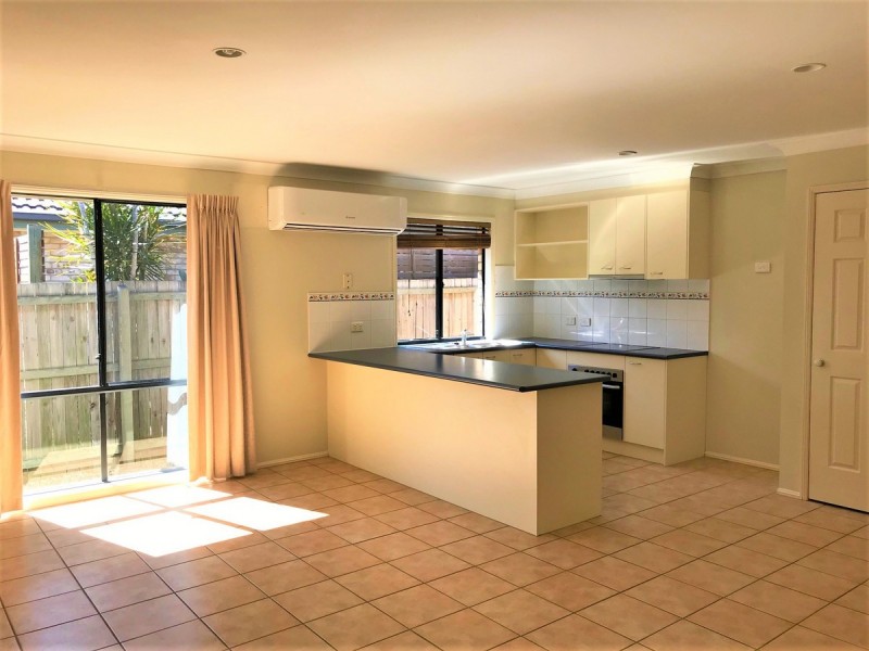 15 Harrison Crescent, Forest Lake QLD 4078