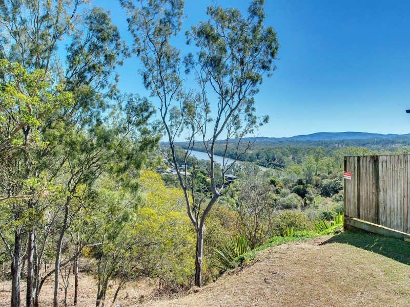 L2/6 Bowman Place, Mount Ommaney QLD 4074