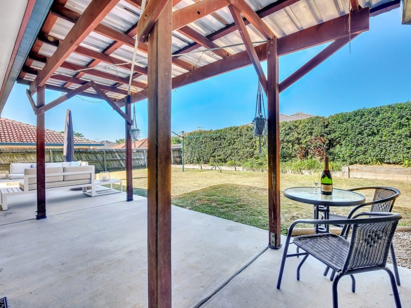 8 Kookaburra Place, Doolandella QLD 4077