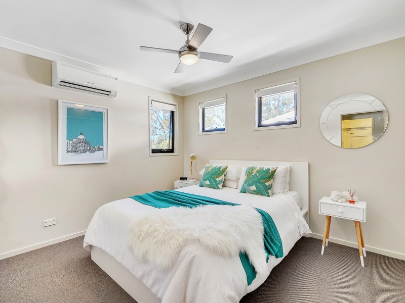 56 Greenway Circuit, Mount Ommaney QLD 4074