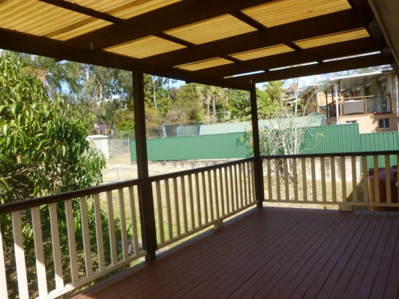 47 Dandenong Road, Jamboree Heights QLD 4074