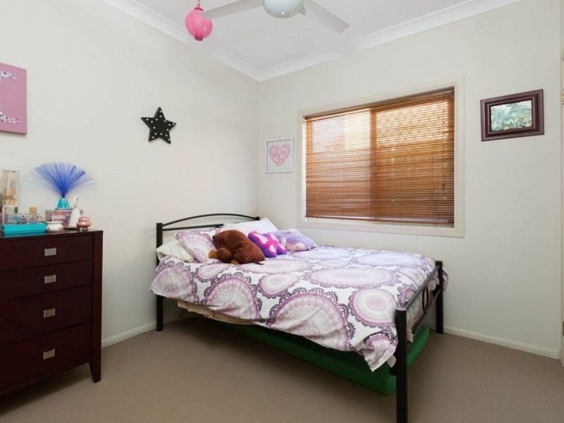 12 Babylon Place, Forest Lake QLD 4078