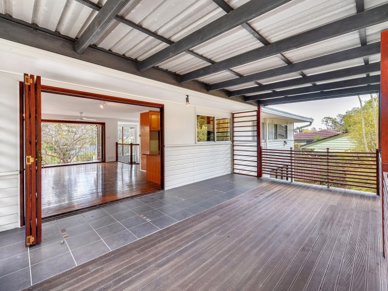 21 Spinnaker Street, Jamboree Heights QLD 4074