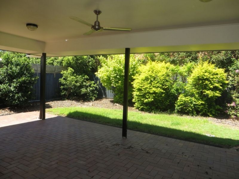9 Brookeside Crescent, Seventeen Mile Rocks QLD 4073