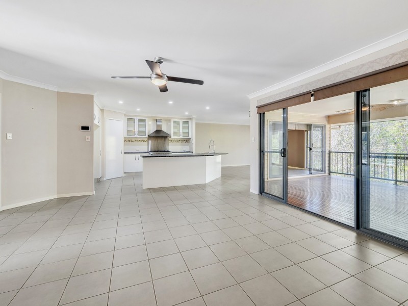 18 Drovers Place, Sumner QLD 4074