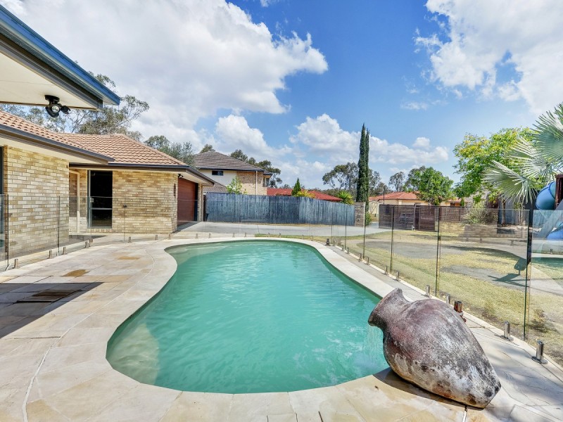 18 Drovers Place, Sumner QLD 4074