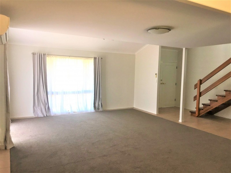 19 Barcoorah Street, Westlake QLD 4074