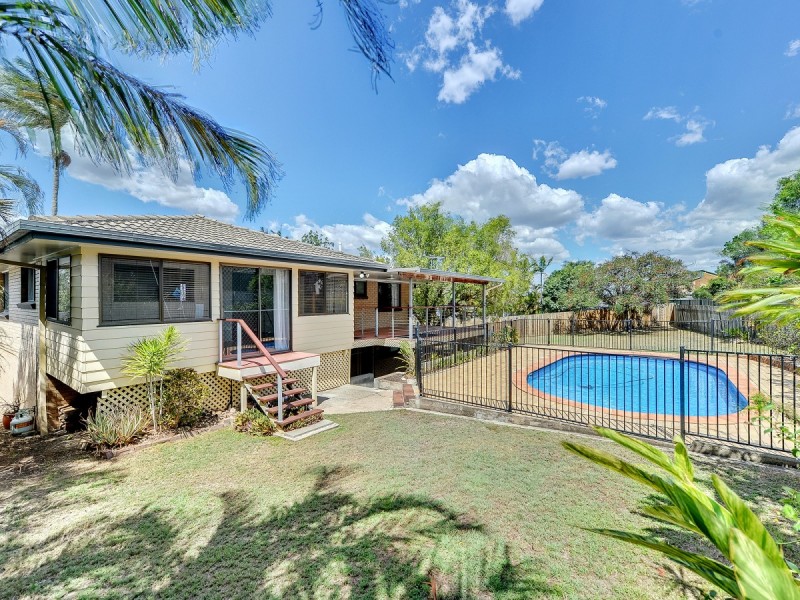 9 Shasta Close, Westlake QLD 4074