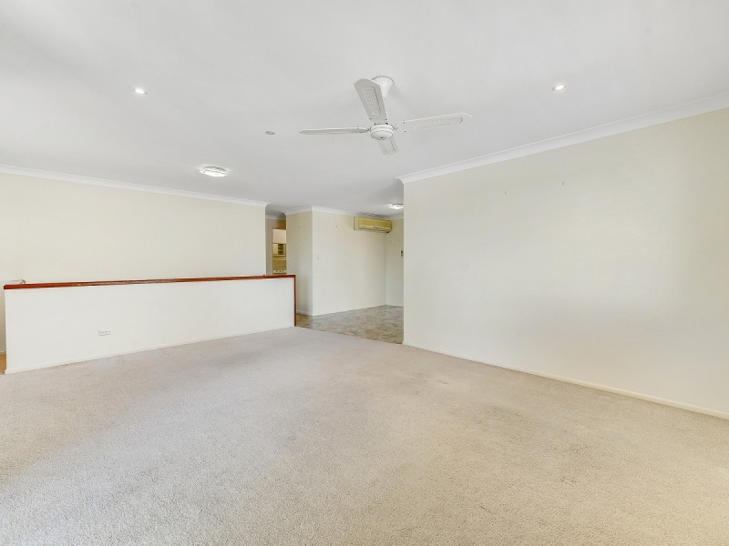 9 Shasta Close, Westlake QLD 4074