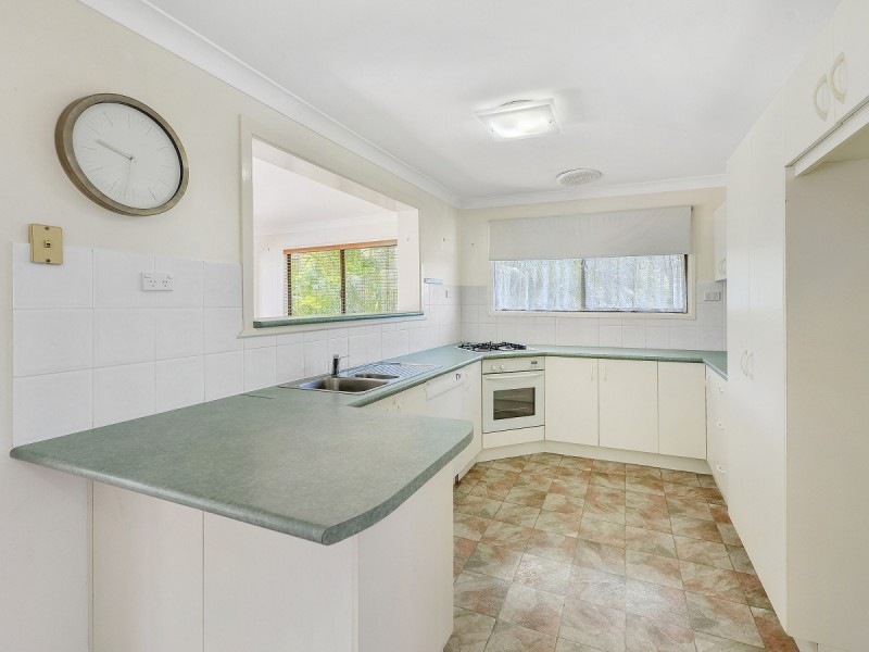 9 Shasta Close, Westlake QLD 4074