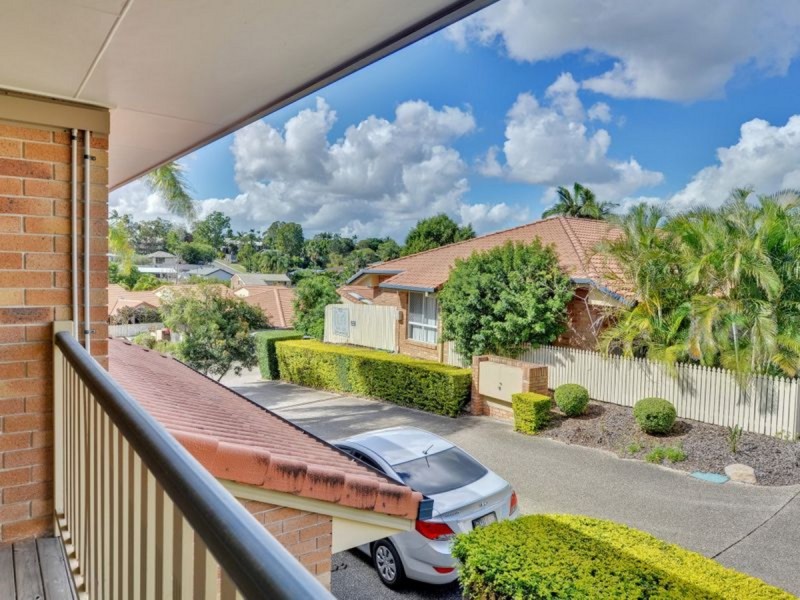 2/11 Meadow Place, Middle Park QLD 4074