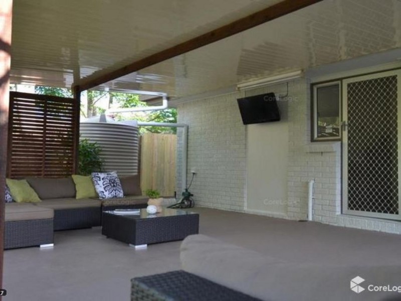 4 Sirocco Street, Jamboree Heights QLD 4074