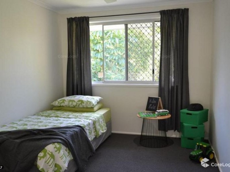 4 Sirocco Street, Jamboree Heights QLD 4074