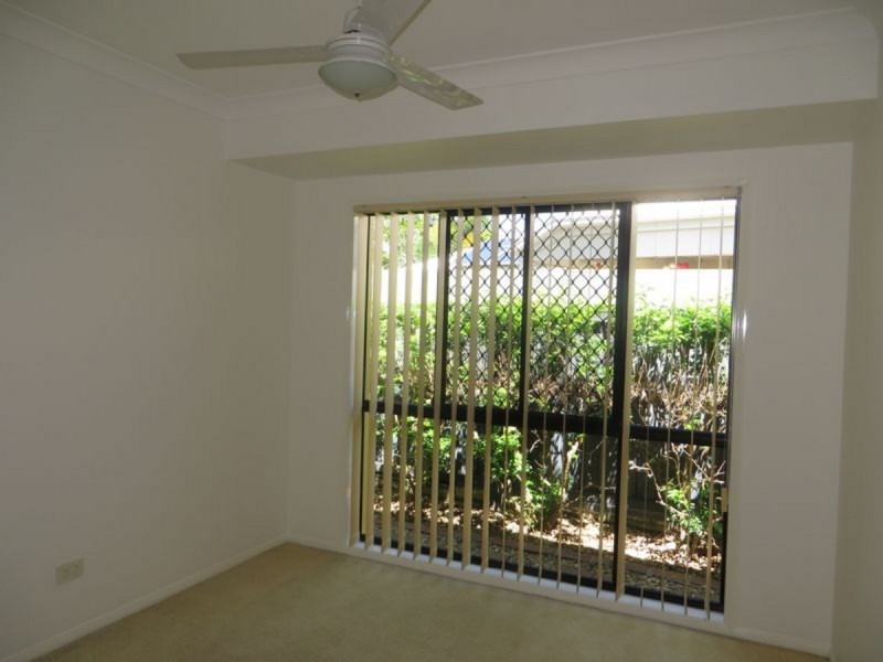 9 Brookeside Crescent, Seventeen Mile Rocks QLD 4073
