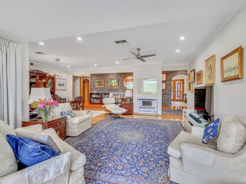 17 Coolaroo Crescent, Jindalee QLD 4074