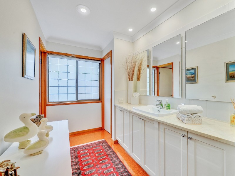 17 Coolaroo Crescent, Jindalee QLD 4074