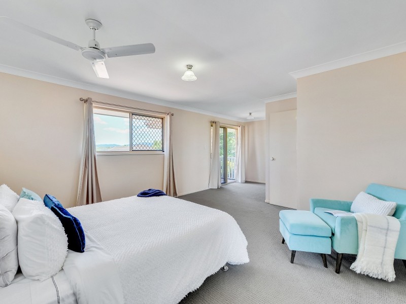 9 Gidgi Close, Westlake QLD 4074