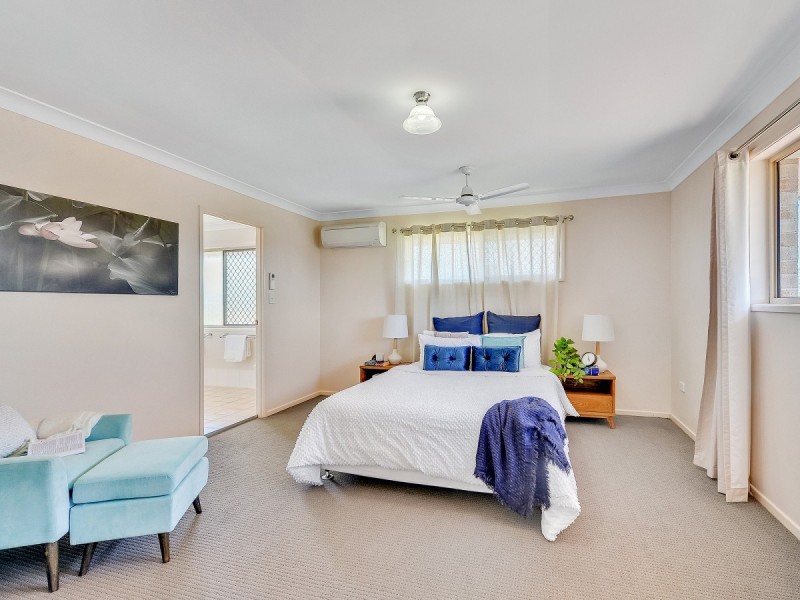 9 Gidgi Close, Westlake QLD 4074