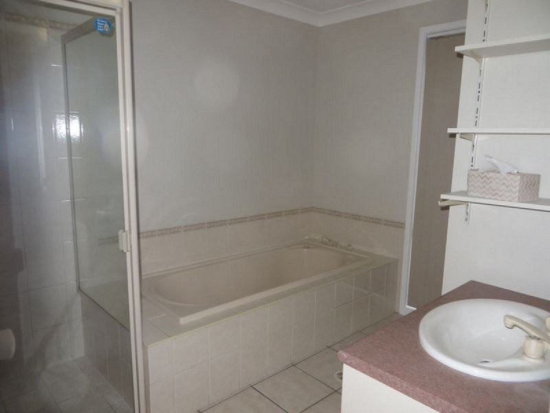 7 Treeline Place, Durack QLD 4077