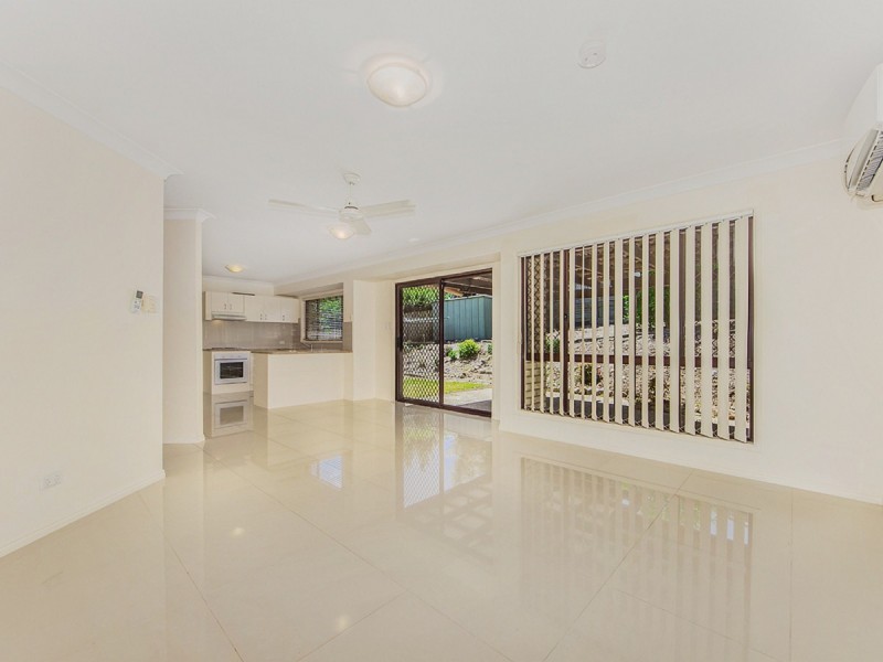 15 Sandalwood Street, Sinnamon Park QLD 4073