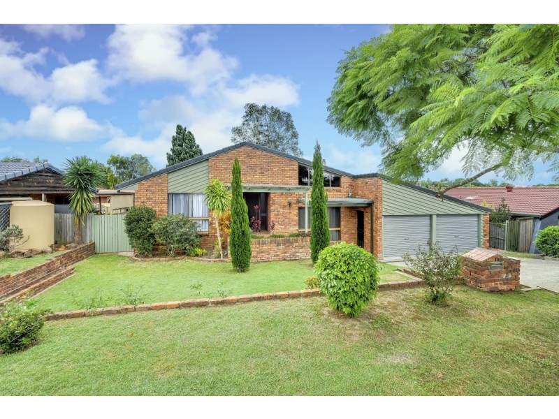 10 Intrepid Street, Jamboree Heights QLD 4074