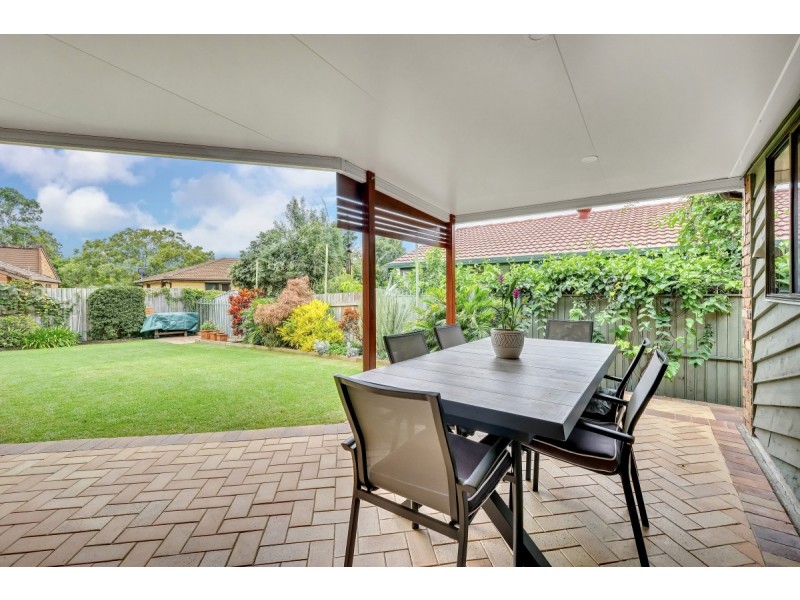 10 Intrepid Street, Jamboree Heights QLD 4074