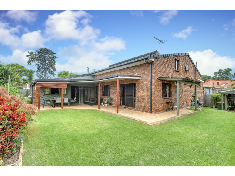 10 Intrepid Street, Jamboree Heights QLD 4074