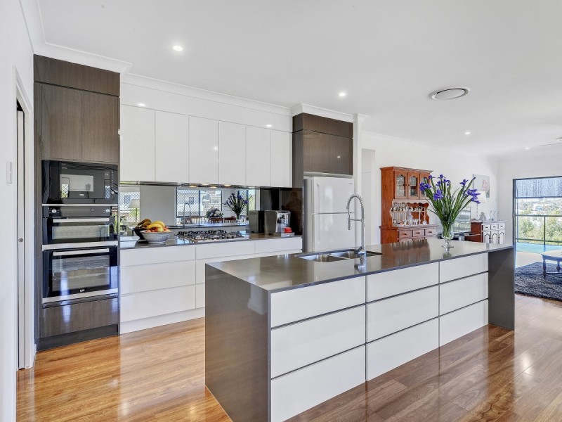38 Magnetic Way, Springfield Lakes QLD 4300