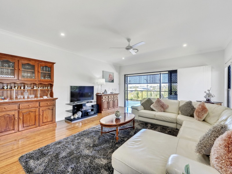 38 Magnetic Way, Springfield Lakes QLD 4300