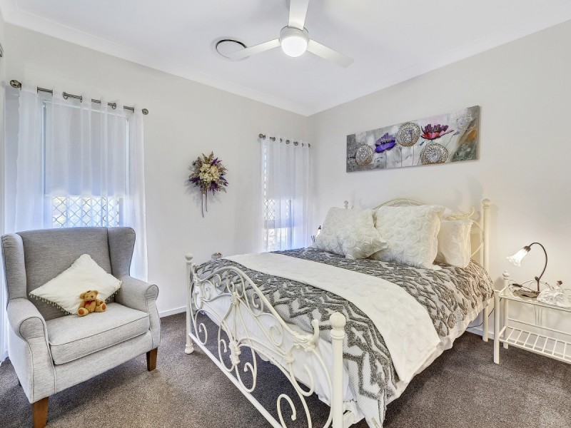 38 Magnetic Way, Springfield Lakes QLD 4300
